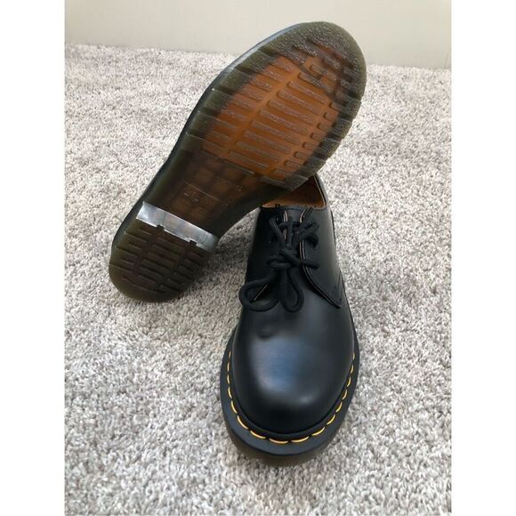 Dr Martens 1461 3-Eye Smooth Black Leather Oxfords Women's Size 8 - Picture 5 of 6